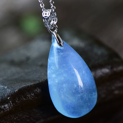 A natural aquamarine necklace from the left side